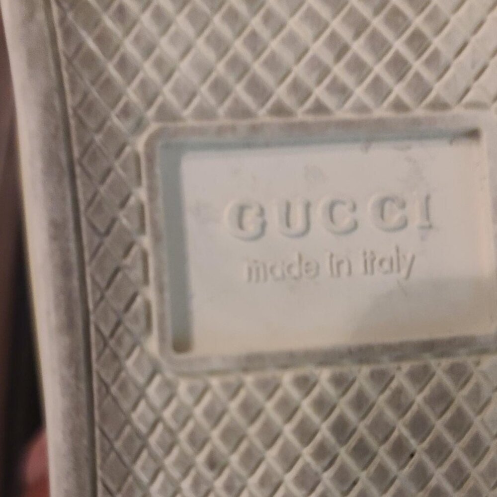Gucci Embellished Front-Tie Shoes - Picture 6 of 6